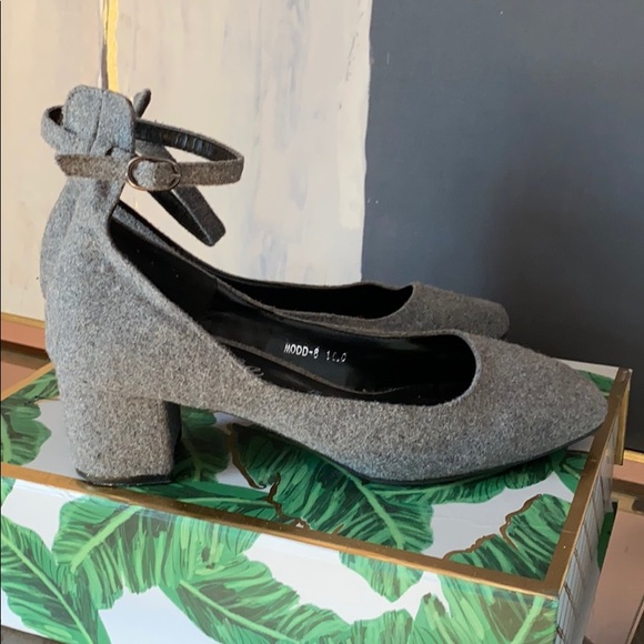 Mod cloth block heels - Picture 1 of 4